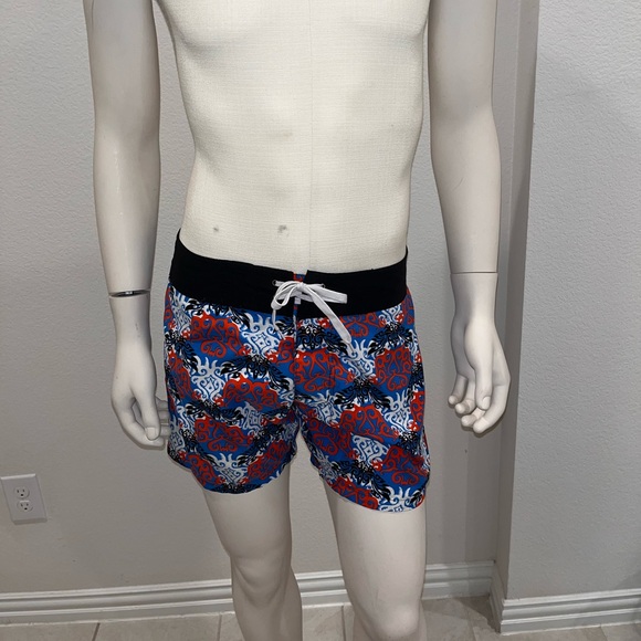 Board Shorts - Picture 10 of 11
